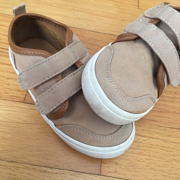 Old navy sneakers babyboys 7 - Picture 3 of 6